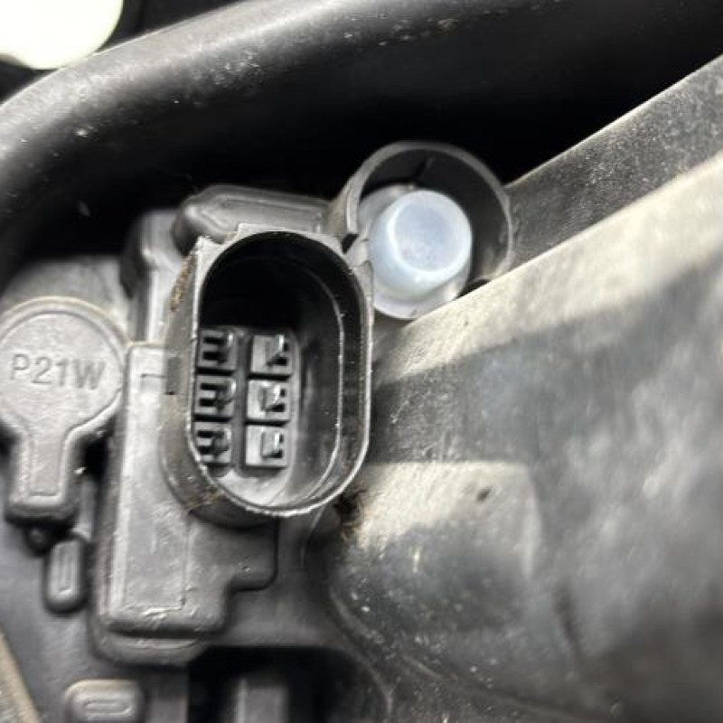 Feu arriere principal gauche (feux) SEAT IBIZA 4 Photo n°3