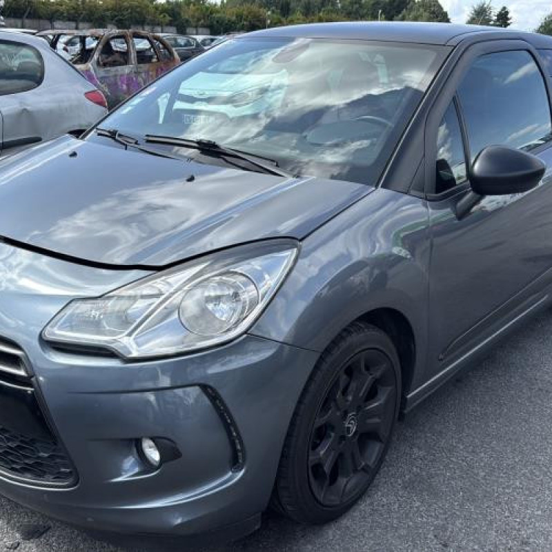 Feu arriere principal gauche (feux) CITROEN DS3 Photo n°5