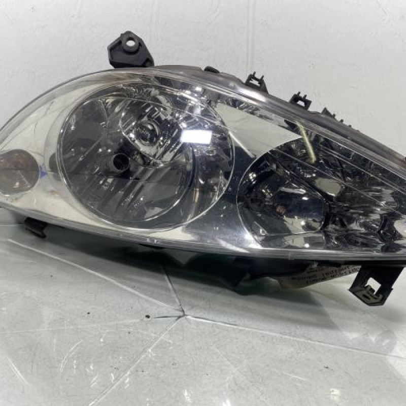 Optique avant principal gauche (feux)(phare) PEUGEOT 307 Photo n°1