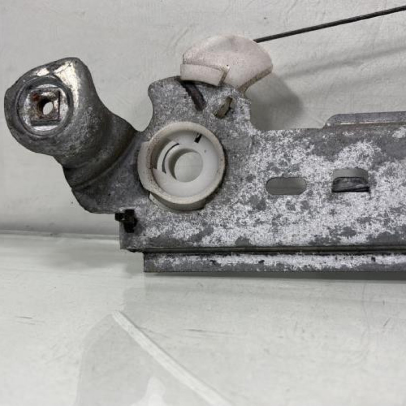 Leve vitre electrique avant droit RENAULT SCENIC 2 Photo n°6