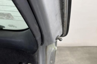 Malle/Hayon arriere TOYOTA AVENSIS 3