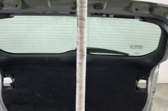 Malle/Hayon arriere TOYOTA AVENSIS 3