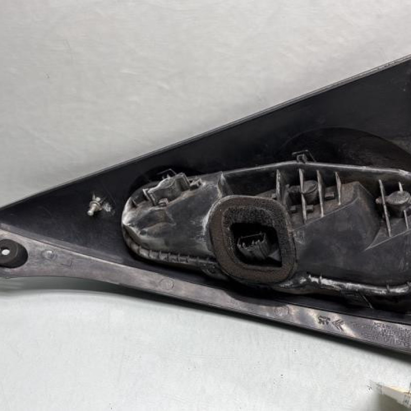 Feu arriere principal gauche (feux) CITROEN C1 1 Photo n°2