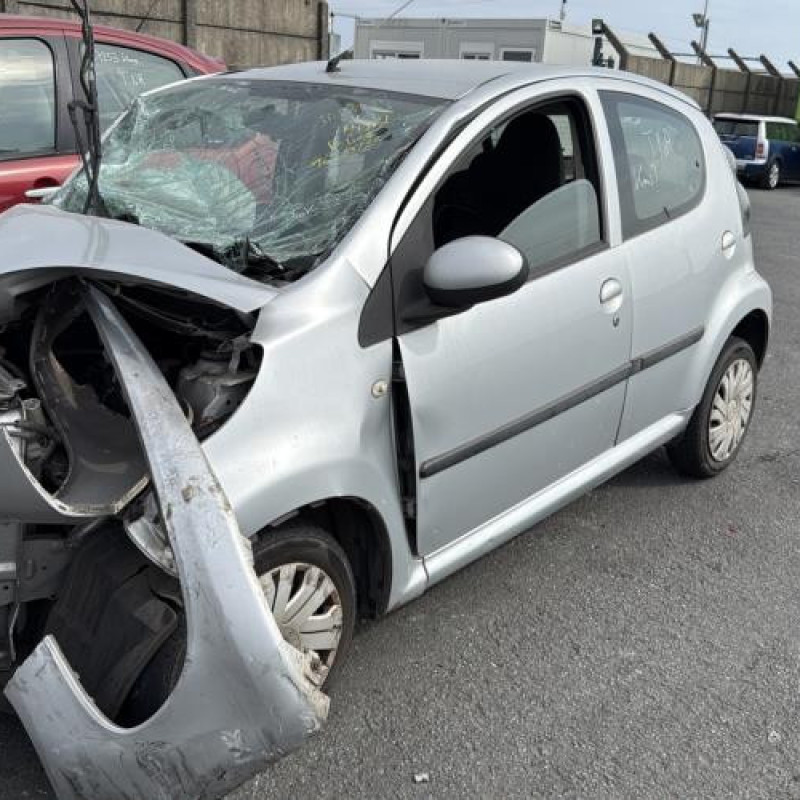 Feu arriere principal gauche (feux) CITROEN C1 1 Photo n°4