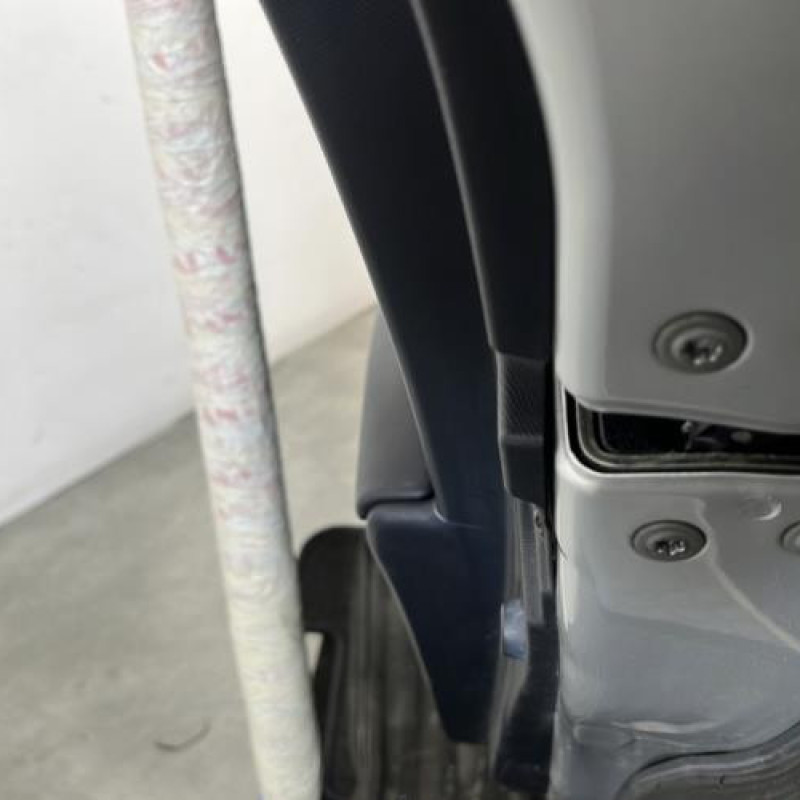 Porte arriere droit TOYOTA AVENSIS 3 Photo n°3