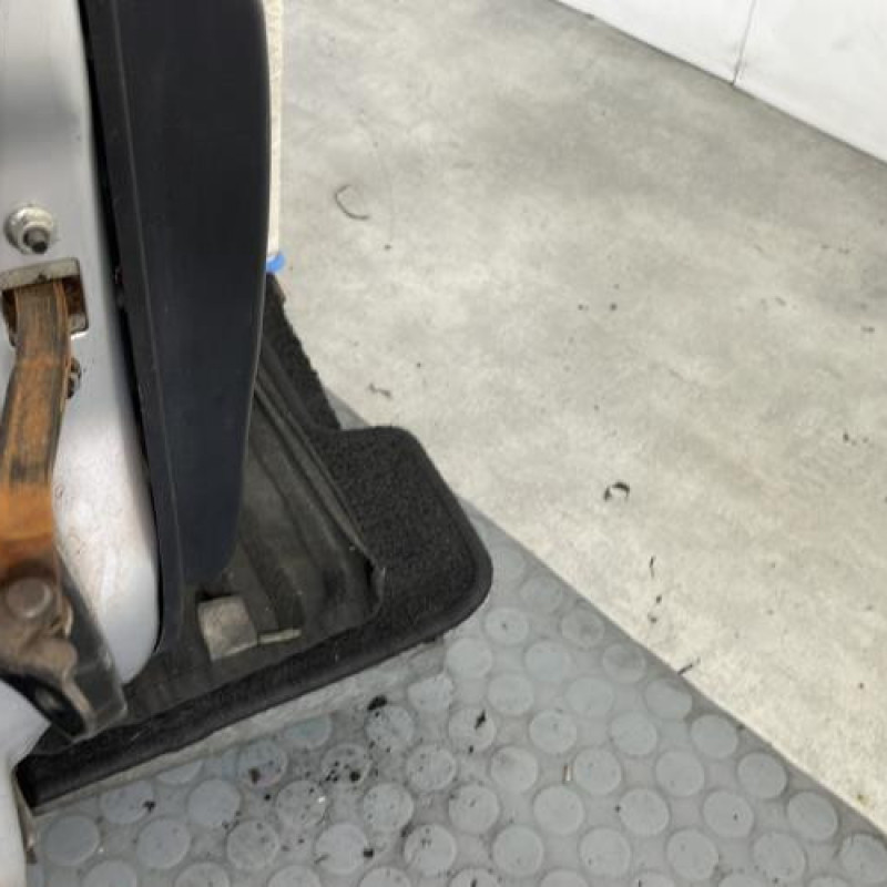 Porte arriere droit TOYOTA AVENSIS 3 Photo n°5