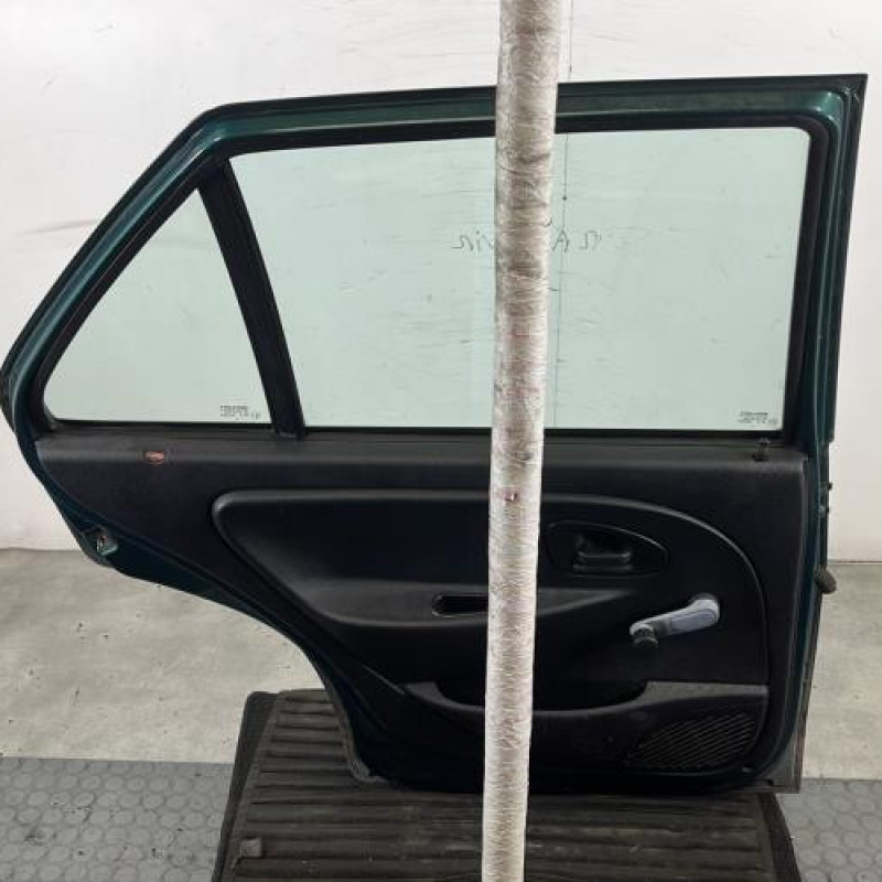 Porte arriere gauche CITROEN SAXO Photo n°6