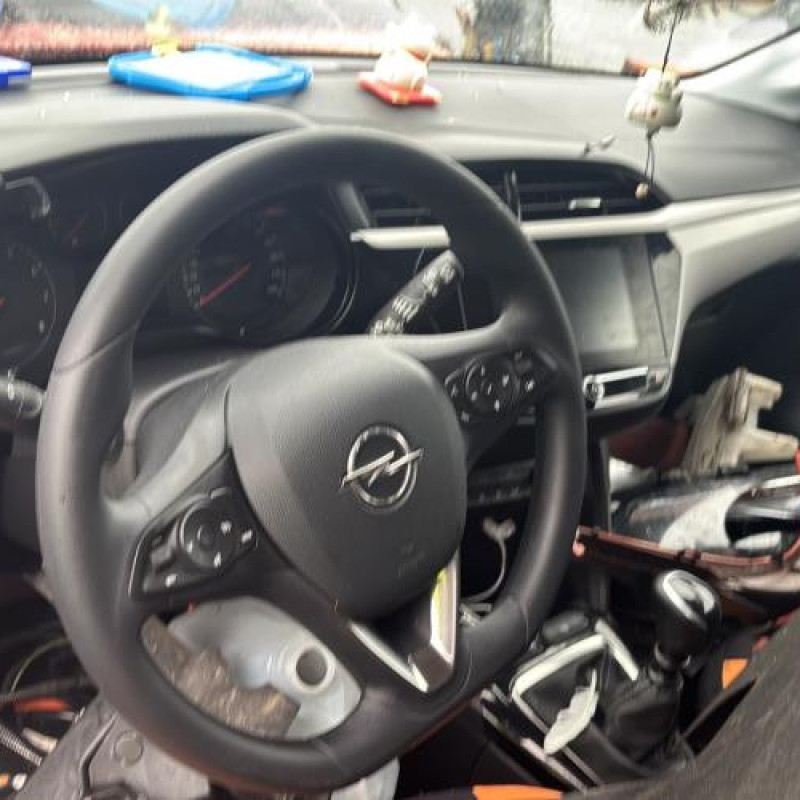 Vitre arriere droit OPEL CORSA F Photo n°14