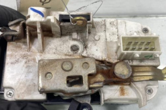 Serrure avant gauche PEUGEOT 807