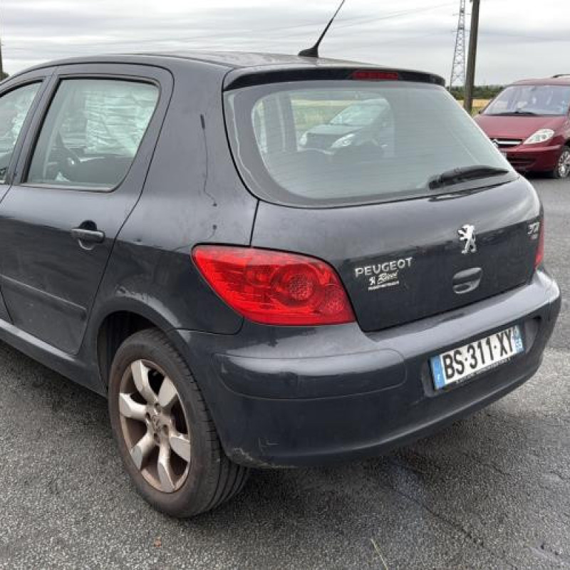 Vitre arriere droit PEUGEOT 307 Photo n°8