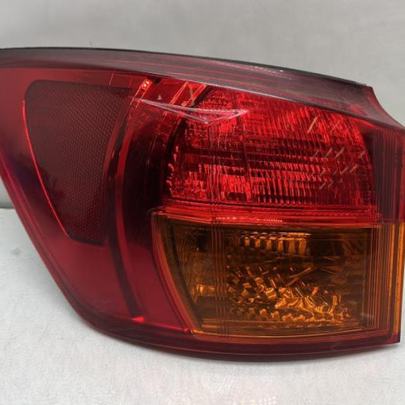 Feu arriere principal gauche (feux) LEXUS IS 2 Photo n°1