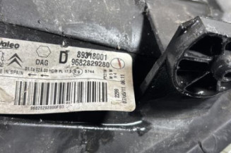 Optique avant principal droit (feux)(phare) PEUGEOT PARTNER 2