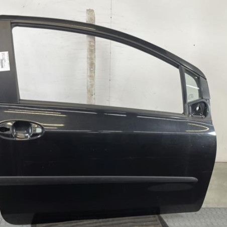 Porte avant droit TOYOTA YARIS 2 Photo n°1