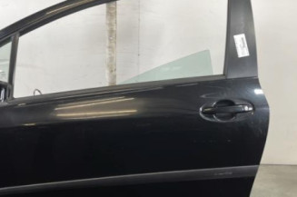 Porte avant gauche TOYOTA YARIS 2 Photo n°1