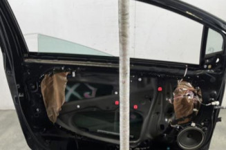 Porte avant gauche TOYOTA YARIS 2