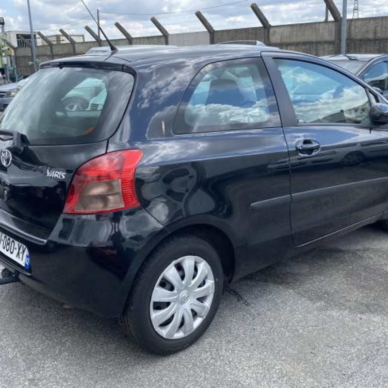 Porte avant gauche TOYOTA YARIS 2 Photo n°9