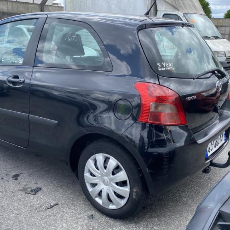 Porte avant gauche TOYOTA YARIS 2 Photo n°10