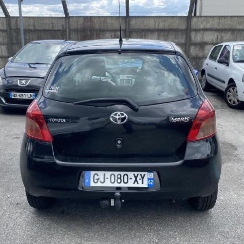 Porte avant gauche TOYOTA YARIS 2 Photo n°13