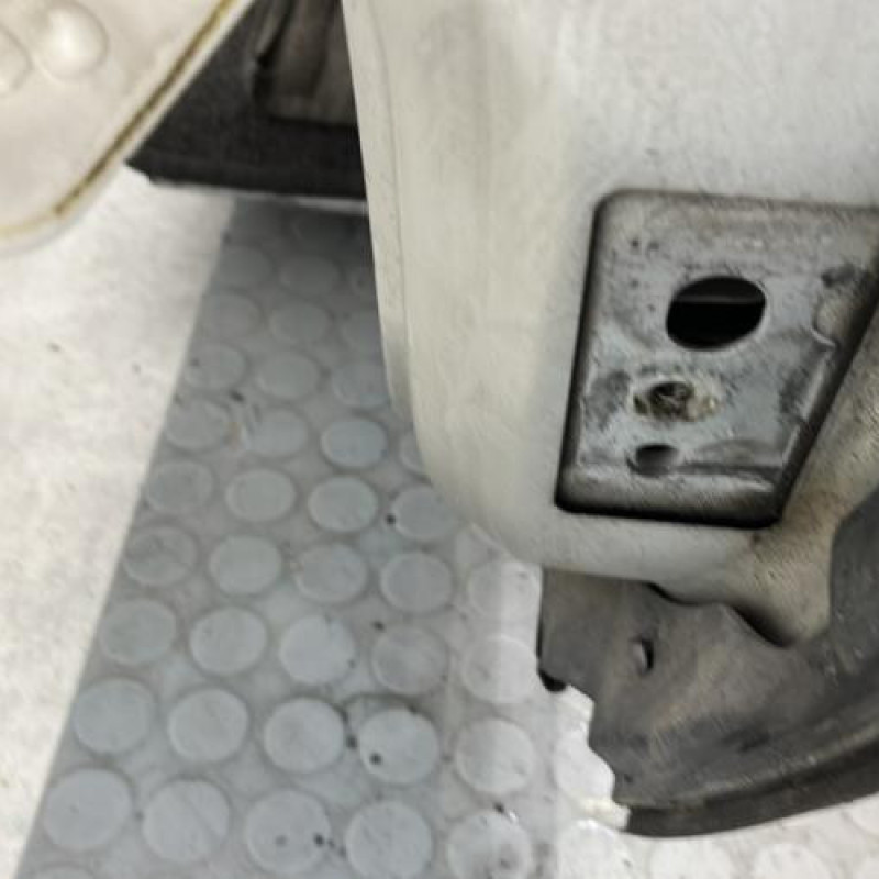 Porte avant gauche PEUGEOT 207 Photo n°3