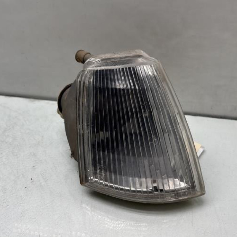 Optique avant secondaire droit (feux)(clignotant) RENAULT R19 Photo n°1