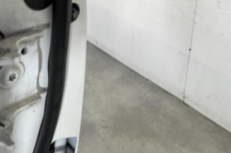 Porte avant droit PEUGEOT 5008 1