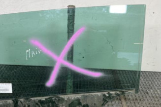 Vitre arriere gauche PEUGEOT 5008 1 Photo n°1