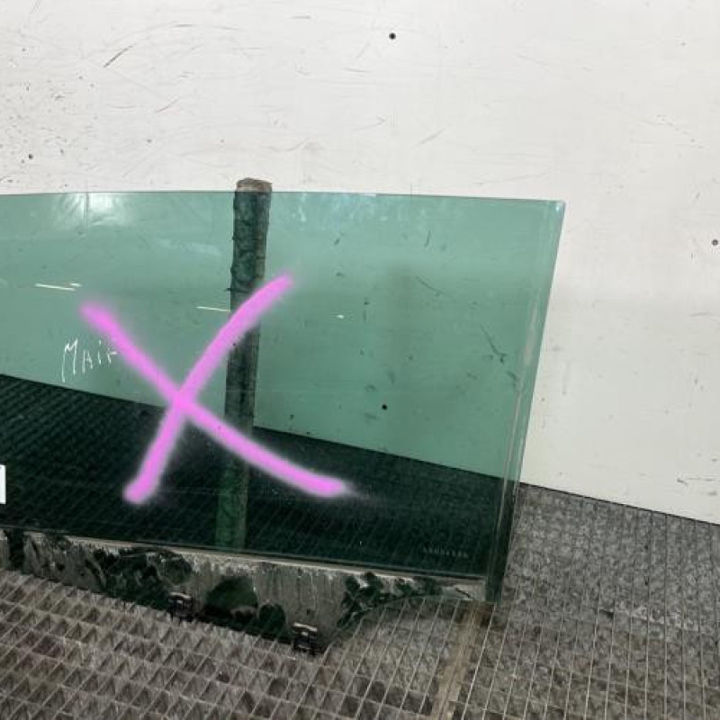 Vitre arriere gauche PEUGEOT 5008 1 Photo n°3