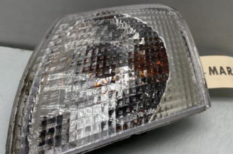 Optique avant secondaire gauche (feux)(clignotant) VOLKSWAGEN PASSAT 4 Photo n°1