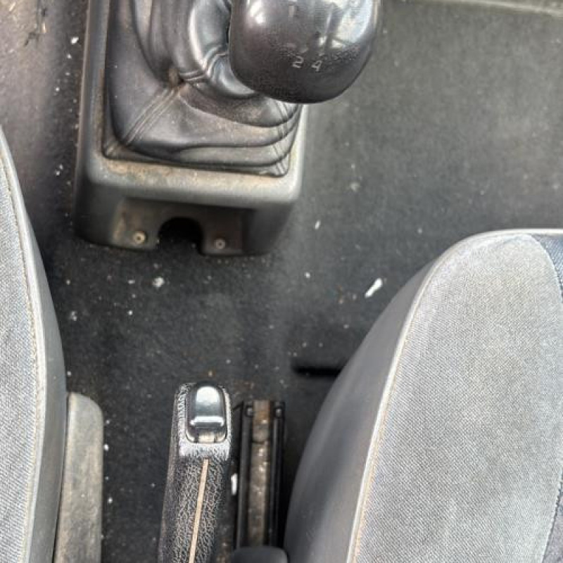 Feu arriere principal droit (feux) RENAULT CLIO 1 Photo n°20