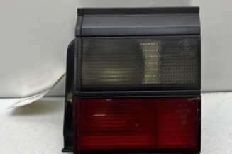 Feu arriere secondaire droit (feux) VOLKSWAGEN PASSAT 3 Photo n°1