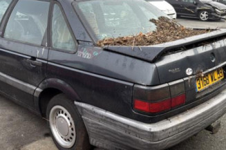 Feu arriere secondaire droit (feux) VOLKSWAGEN PASSAT 3