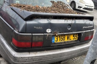 Feu arriere secondaire droit (feux) VOLKSWAGEN PASSAT 3