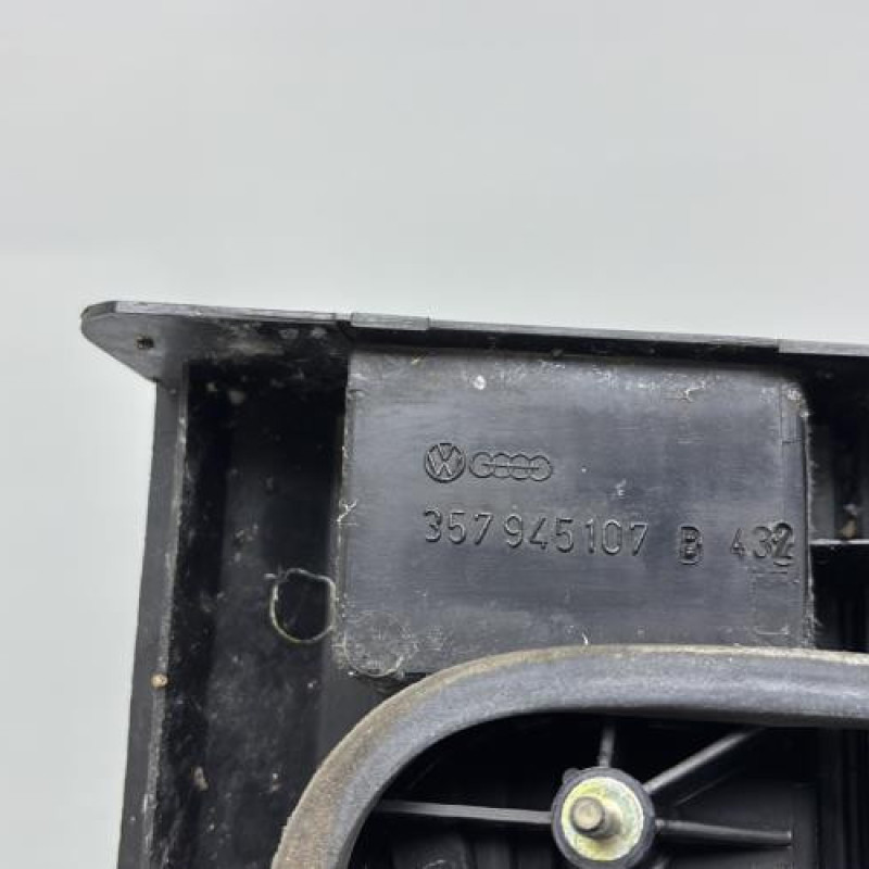 Feu arriere secondaire gauche (feux) VOLKSWAGEN PASSAT 3 Photo n°3