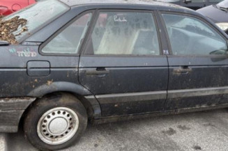 Feu arriere secondaire gauche (feux) VOLKSWAGEN PASSAT 3