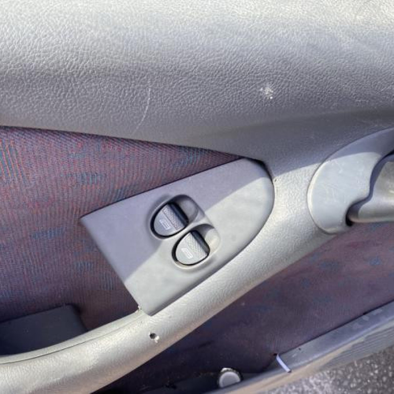 Optique avant principal droit (feux)(phare) FIAT BRAVO 1 Photo n°14