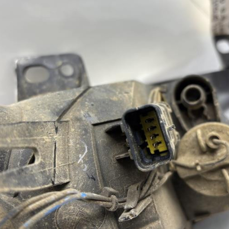 Anti brouillard arriere droit CITROEN C4 PICASSO 2 Photo n°3