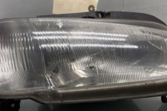 Optique avant principal droit (feux)(phare) PEUGEOT 106 Photo n°1