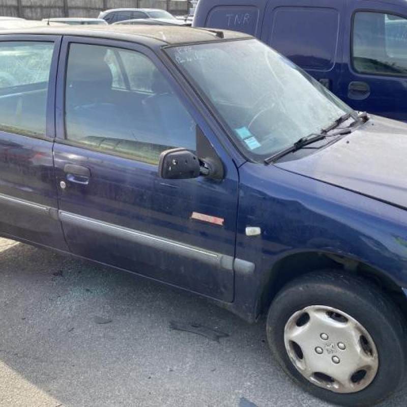 Optique avant principal droit (feux)(phare) PEUGEOT 106 Photo n°11