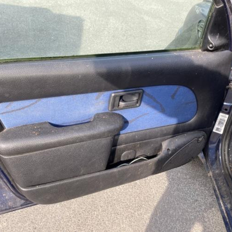 Optique avant principal droit (feux)(phare) PEUGEOT 106 Photo n°13