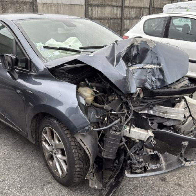 Feu arriere principal gauche (feux) RENAULT CLIO 4 Photo n°5