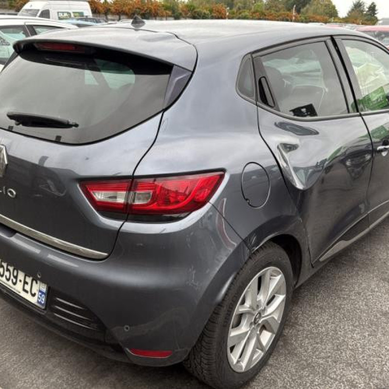 Feu arriere principal gauche (feux) RENAULT CLIO 4 Photo n°6