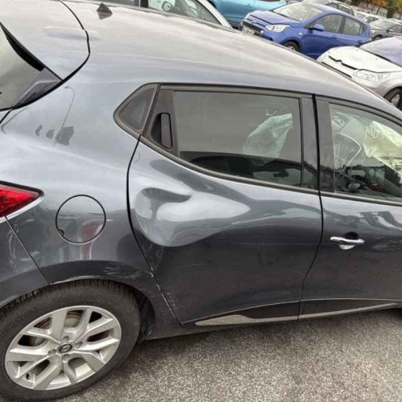 Feu arriere principal gauche (feux) RENAULT CLIO 4 Photo n°10