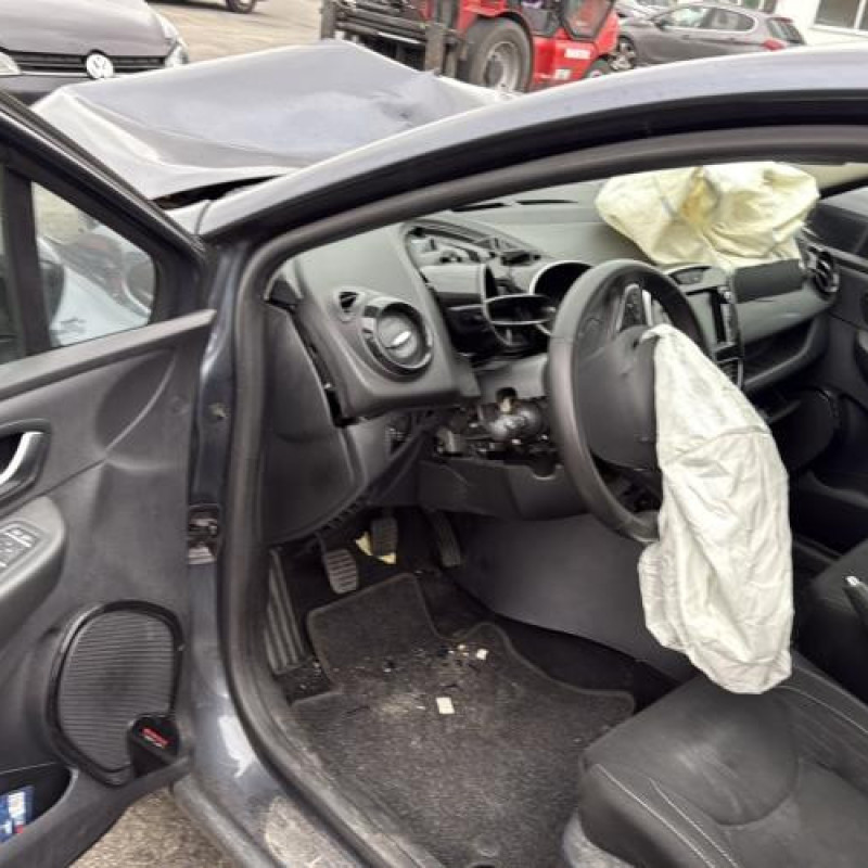 Feu arriere principal gauche (feux) RENAULT CLIO 4 Photo n°16