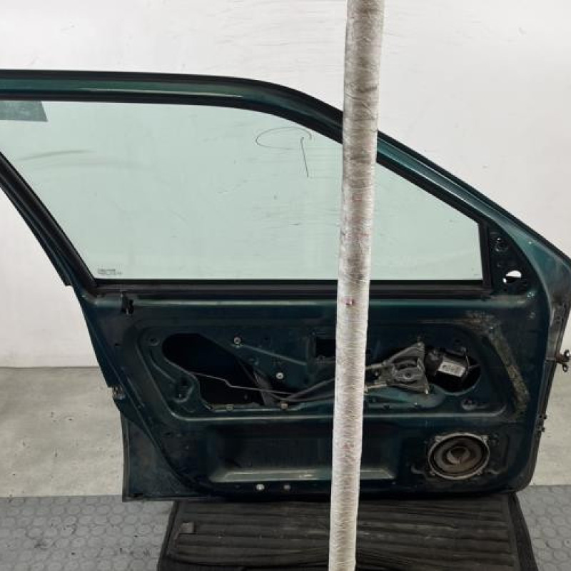 Porte avant gauche CITROEN SAXO Photo n°8