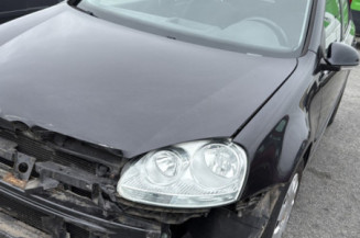 VOLKSWAGEN GOLF 5 1.9 TDI - 8V TURBO Photo n°1