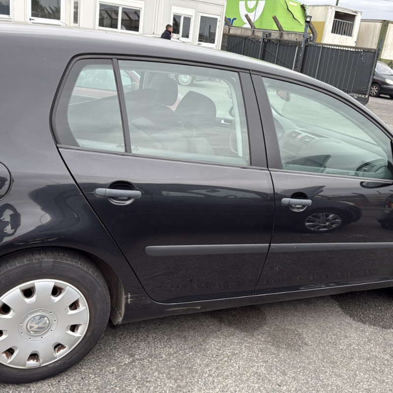 VOLKSWAGEN GOLF 5 1.9 TDI - 8V TURBO Photo n°6