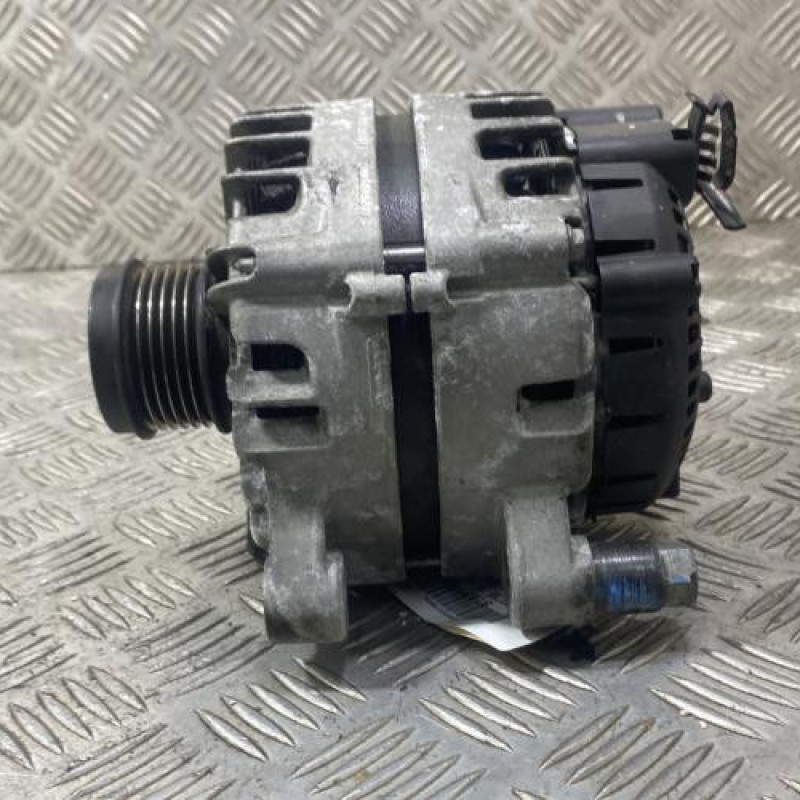 Alternateur PEUGEOT 2008 1 Photo n°2