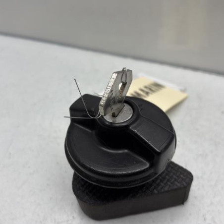 Bouchon de carburant RENAULT SUPER 5 Photo n°1