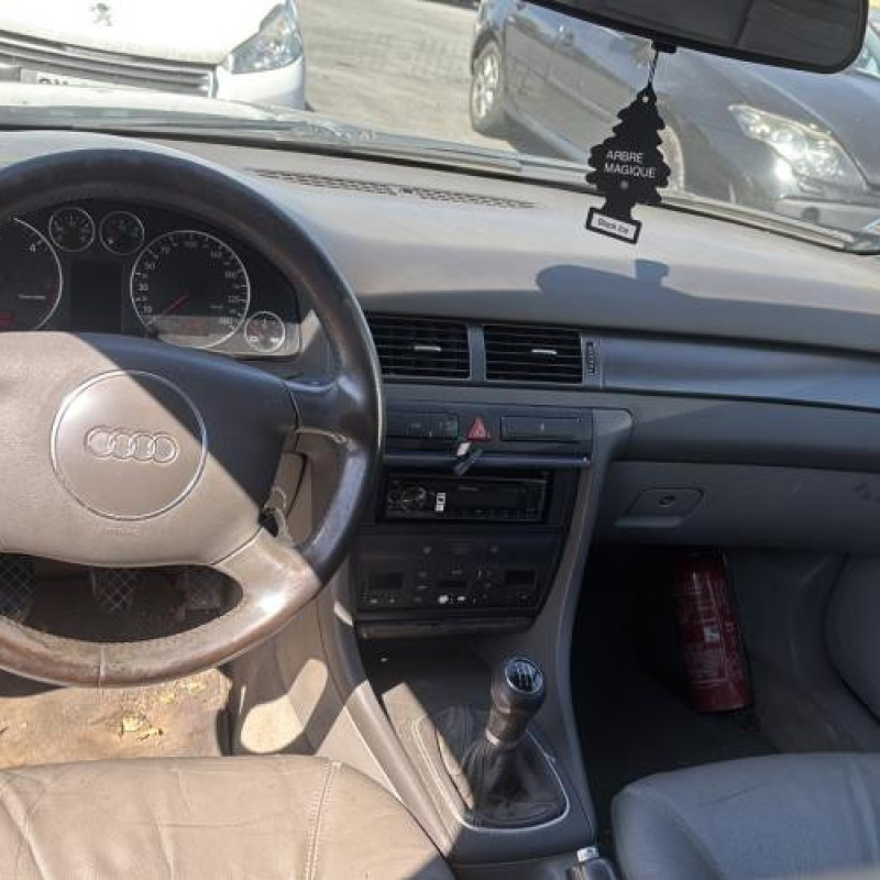 Bouton de warning AUDI A6 2 Photo n°16