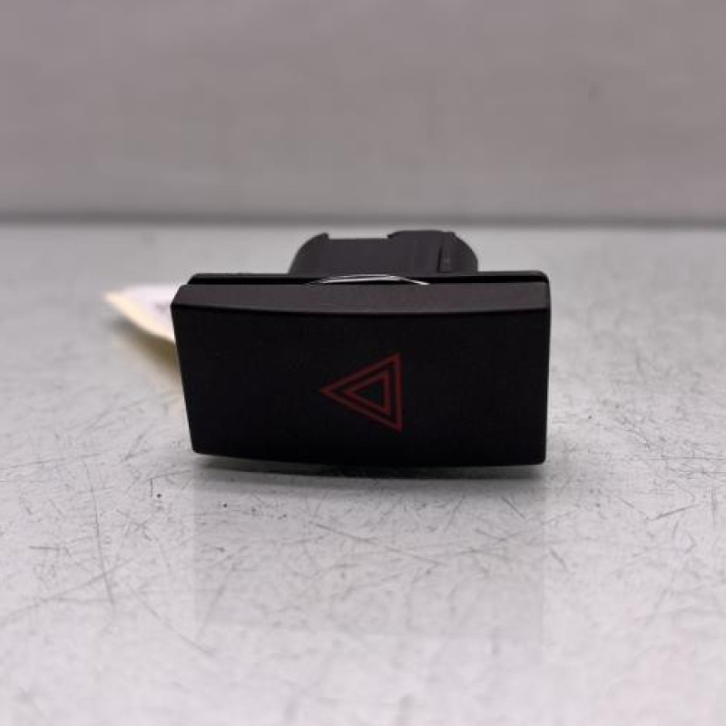 Bouton de warning FORD TRANSIT 4 Photo n°1